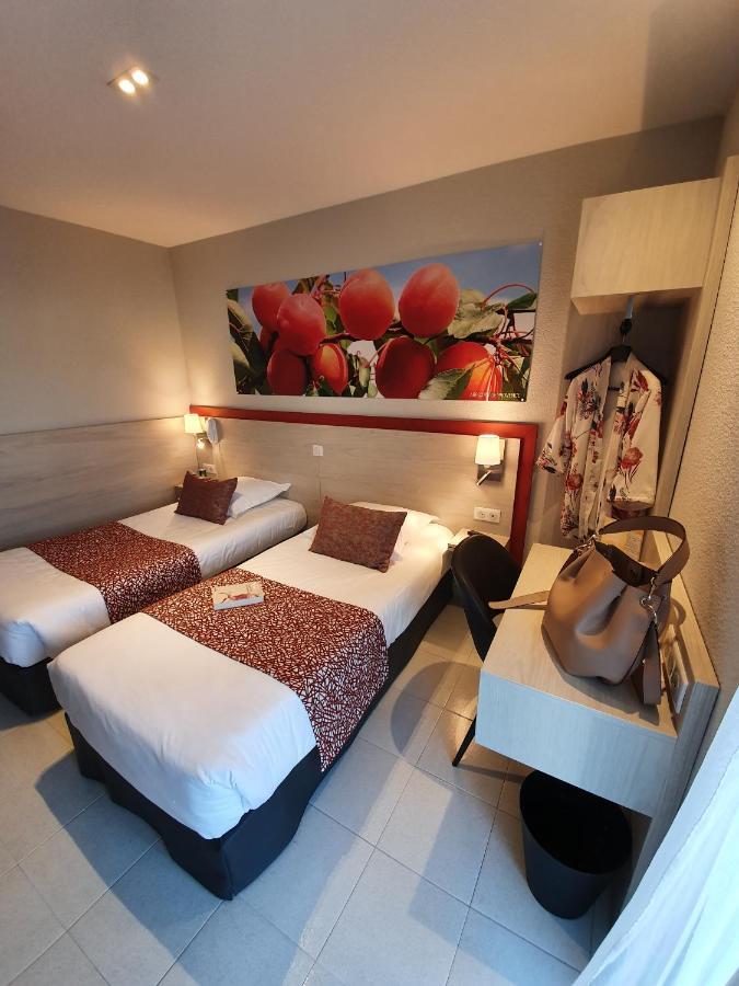 Hotel Saint Louis Le Thor Exterior photo